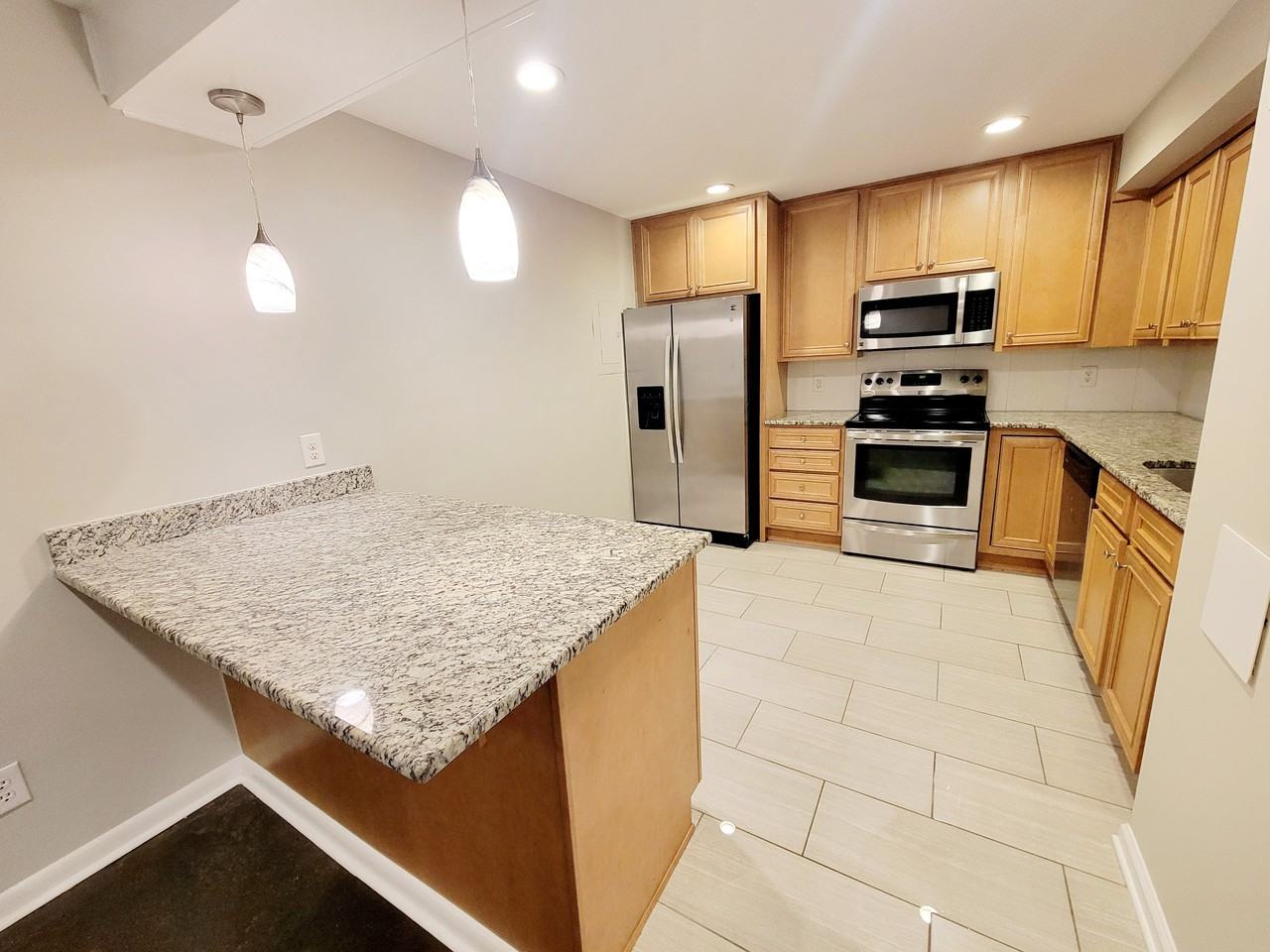 1422 Scales St #A - Photo 7 of 28