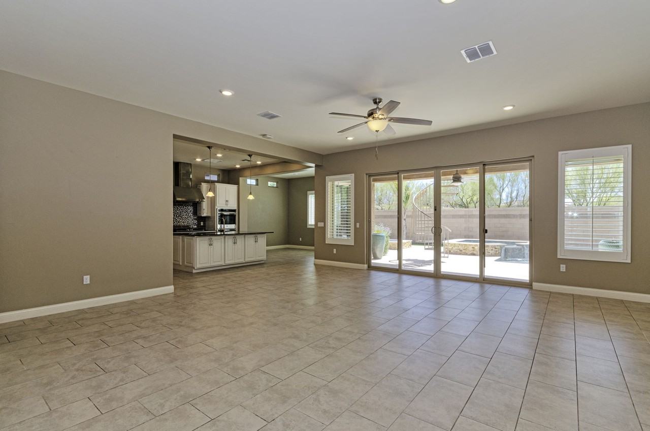 757 W Aviator Crossing Dr - Photo 7 of 34