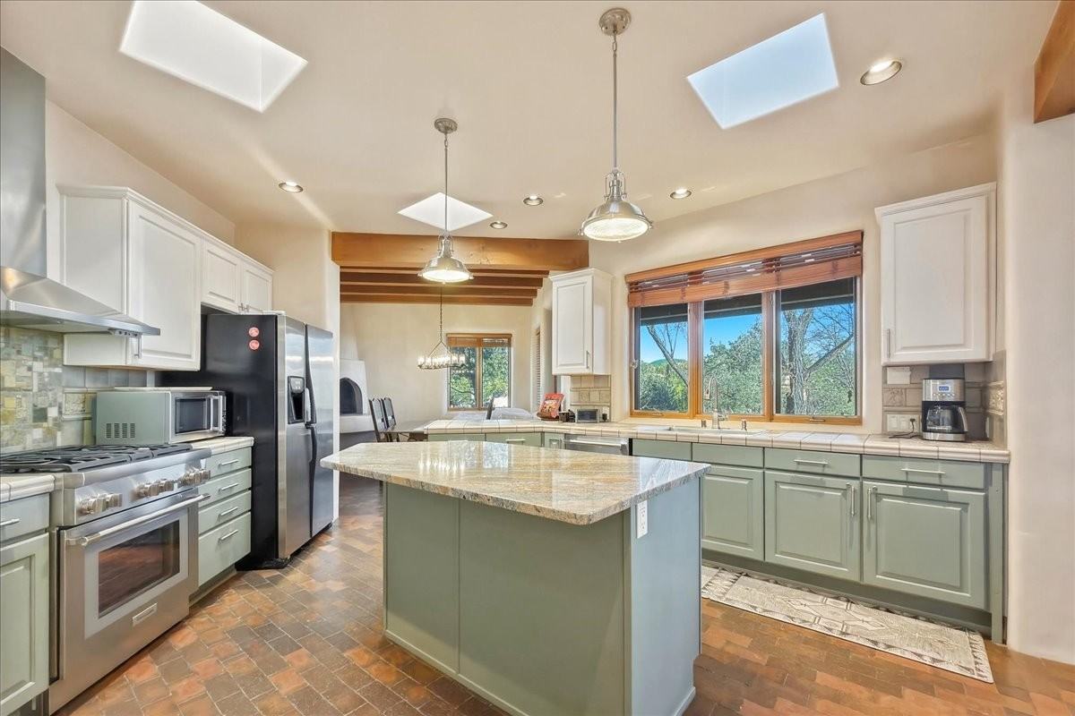 855 Camino Francisca #NA - Photo 2 of 22