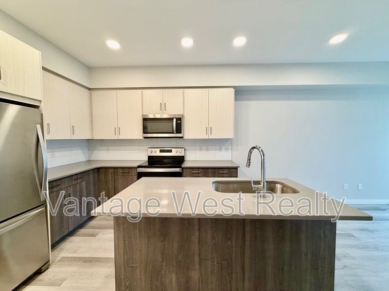 2301 Carrington Rd Null - Photo 3 of 23