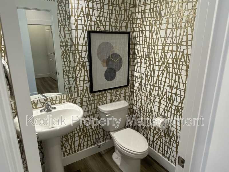 1133 Nw - Photo 7 of 20