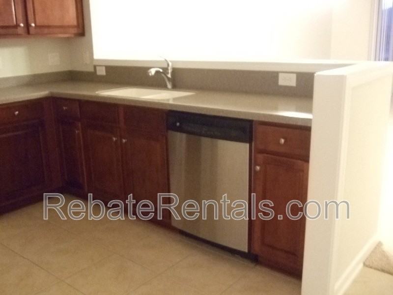 7002 Roundleaf Dr - Photo 3 of 12