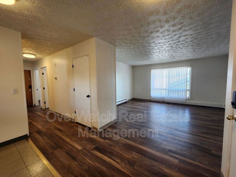 3925 E 9th Ave #5 - Photo 3 of 12