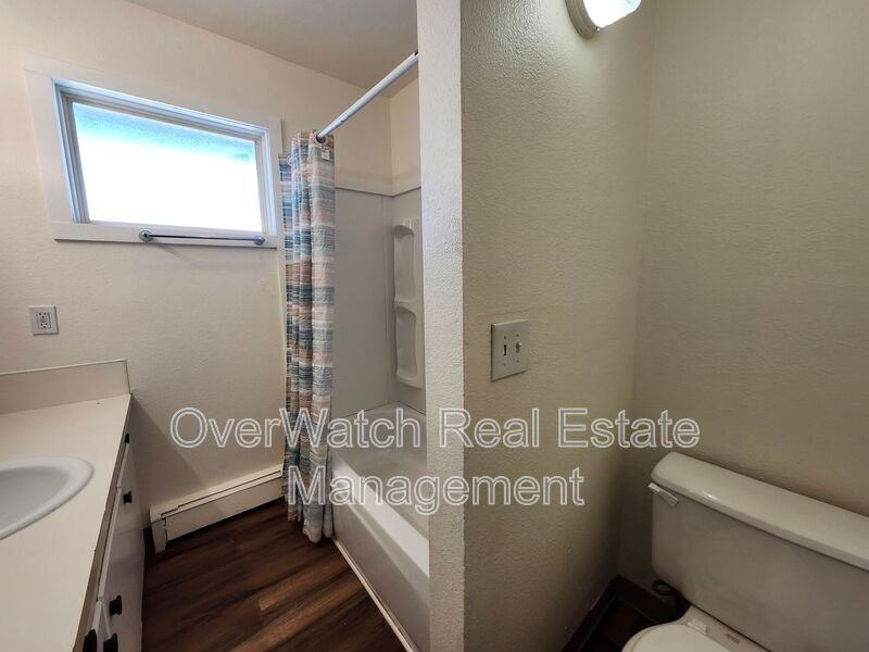 3925 E 9th Ave #5 - Photo 6 of 12