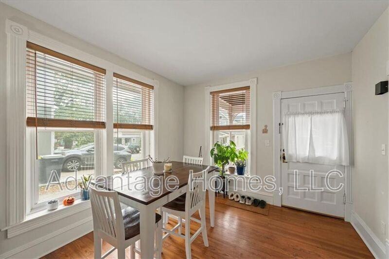 4523 Wyoming St - Photo 4 of 50