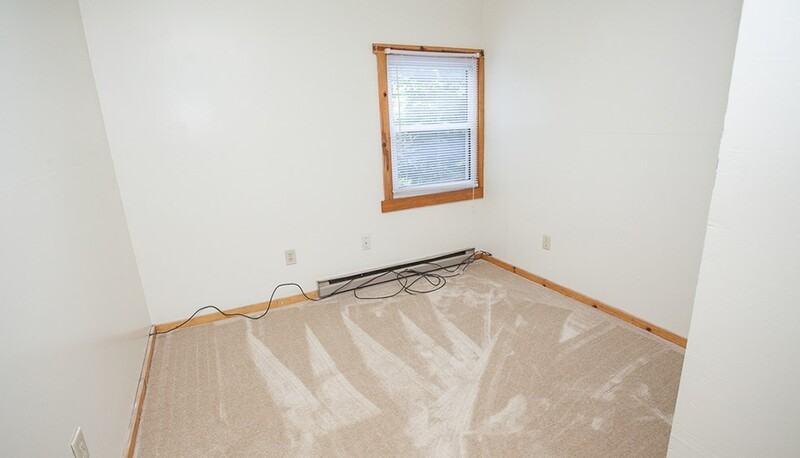 547 Layman Ave #2 - Photo 4 of 10