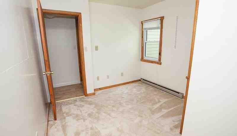 547 Layman Ave #2 - Photo 7 of 10