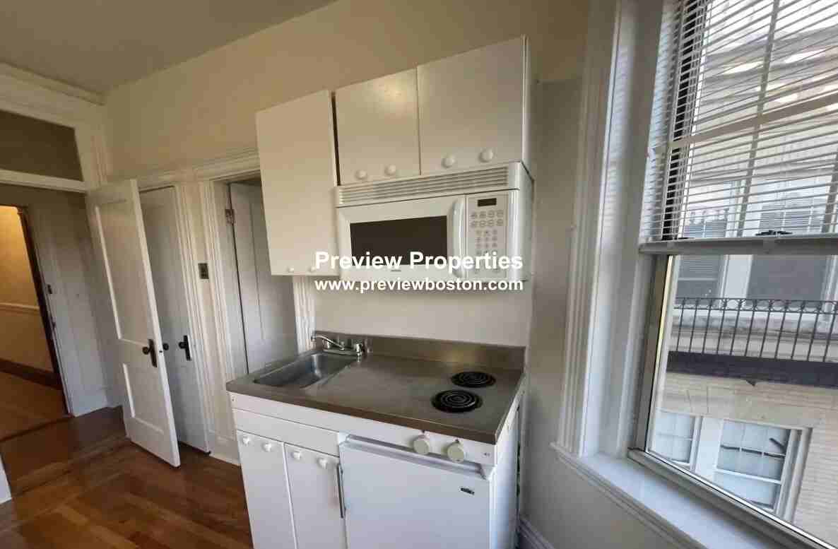 Park Dr #22P - Photo 2 of 8