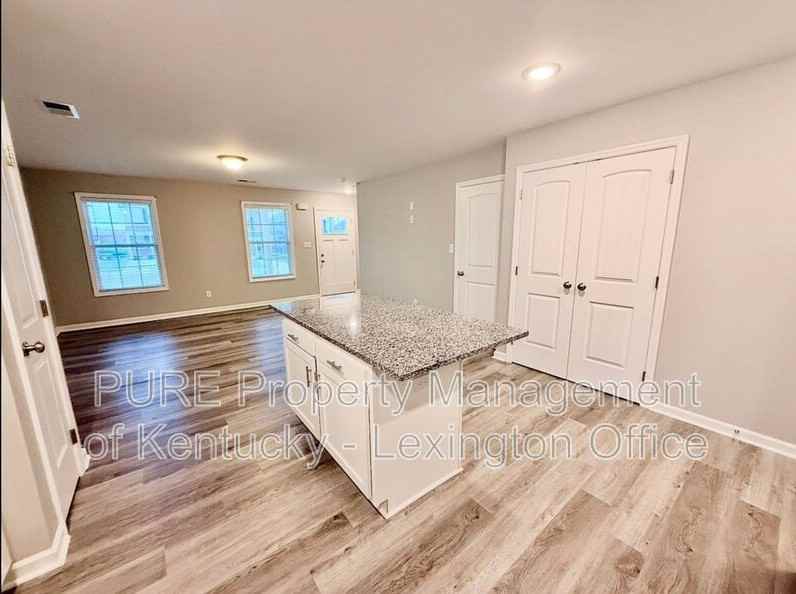 2012 Dolly Dr - Photo 7 of 23