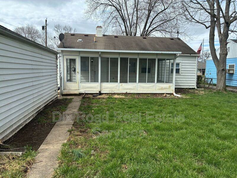 1003 Sorg Pl - Photo 3 of 27