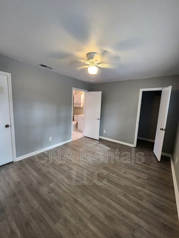 106 Wallace Rd Se #110 - Photo 7 of 9