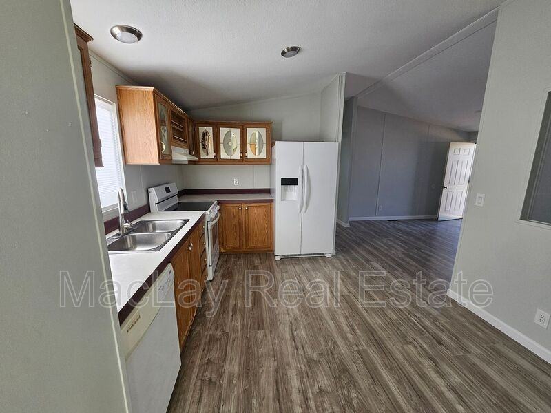 725 S 97th Way - Photo 5 of 15