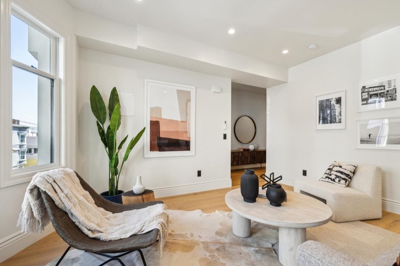 1031 Jackson St - Photo 6 of 45