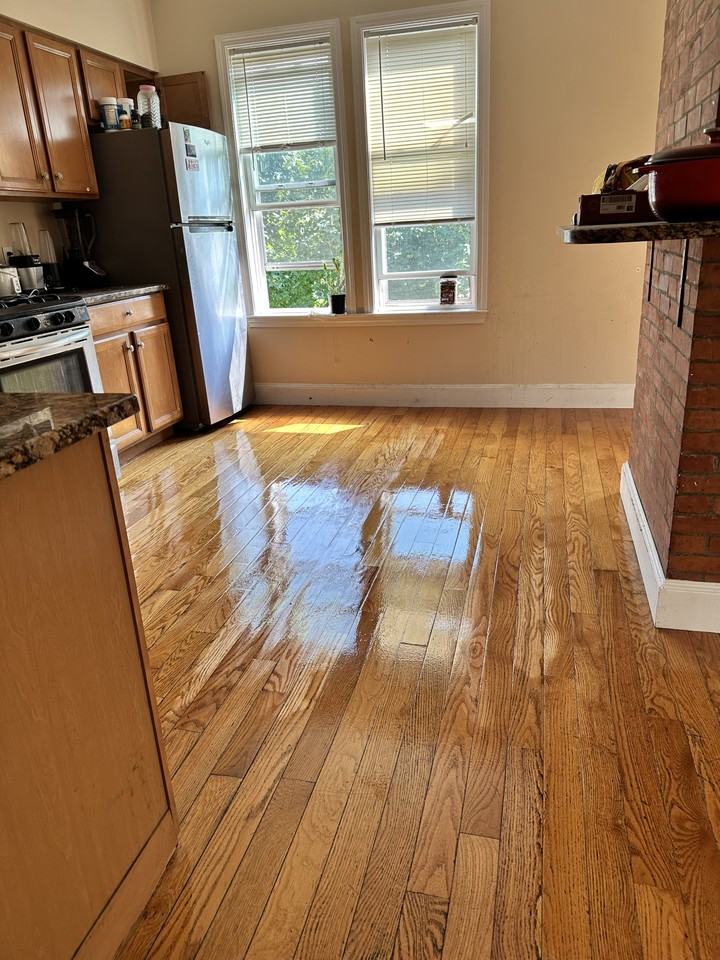 33 Circuit St #3 - Photo 2 of 16