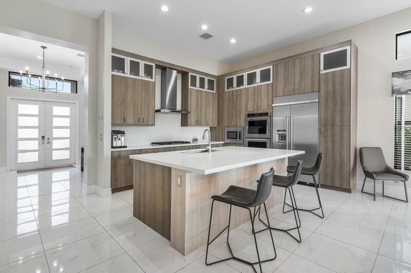 17317 Santaluce Mnr - Photo 6 of 42