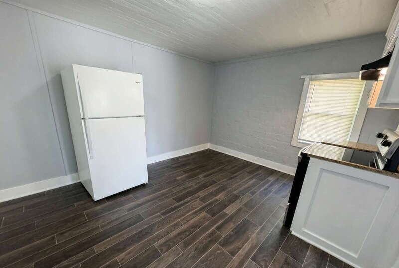 730 Searcy Ave - Photo 6 of 16