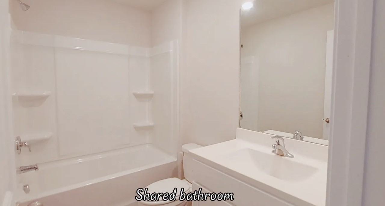 654 Southwick Pl #NA - Photo 5 of 8