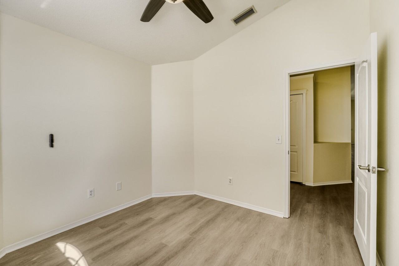 15518 Tanagerpark Way #NA - Photo 6 of 28