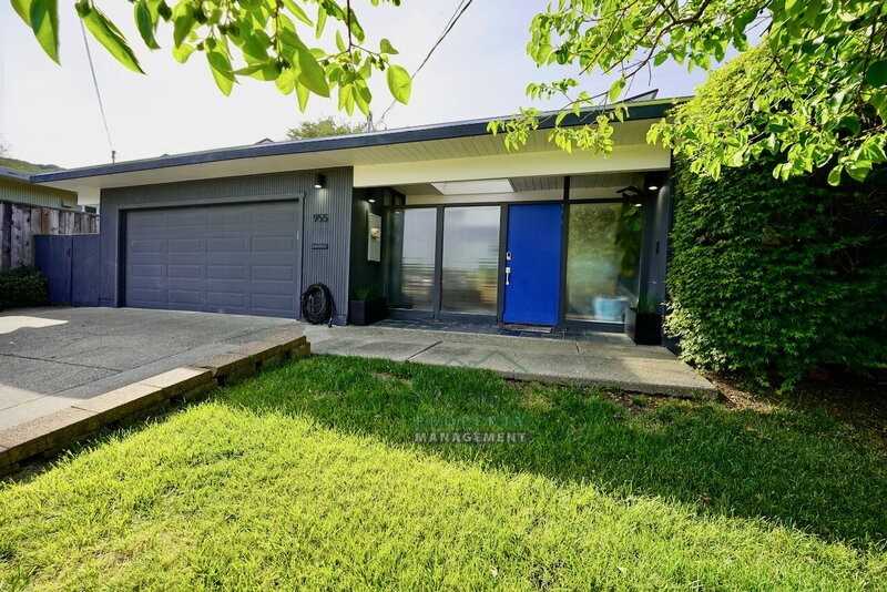 955 Las Ovejas Ave - Photo 2 of 27