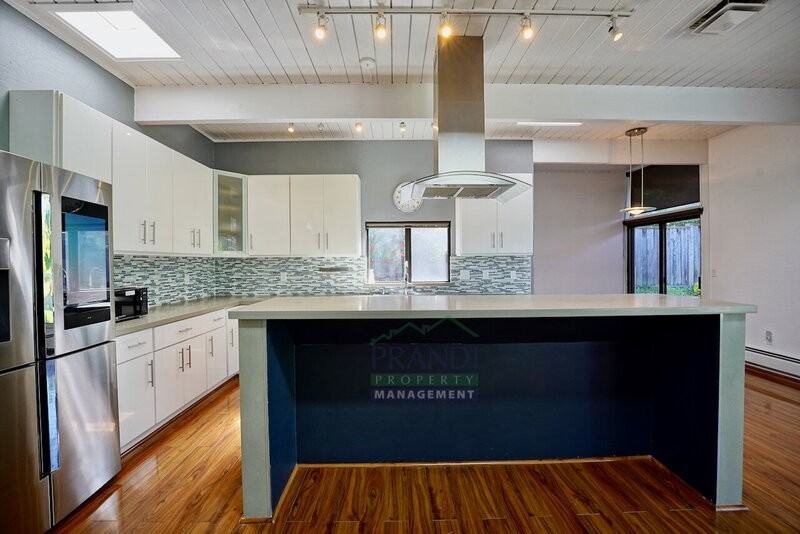 955 Las Ovejas Ave - Photo 7 of 27