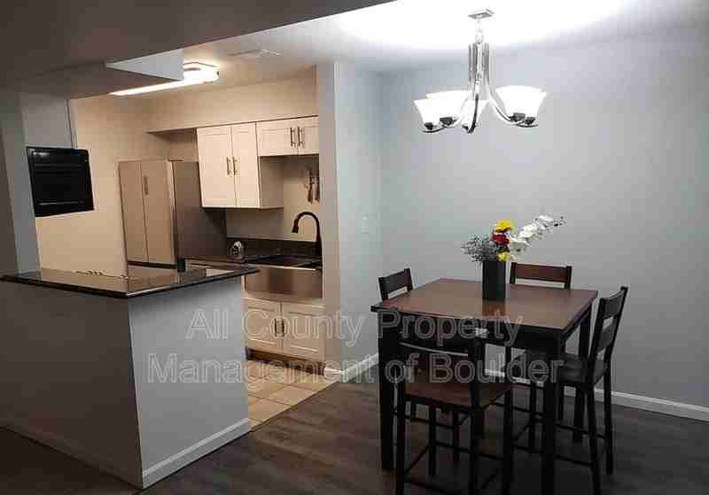 4654 White Rock Cir #10 - Photo 6 of 18