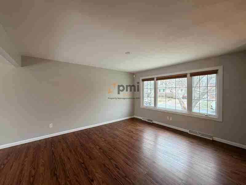 7419 Wilson Pl - Photo 3 of 23