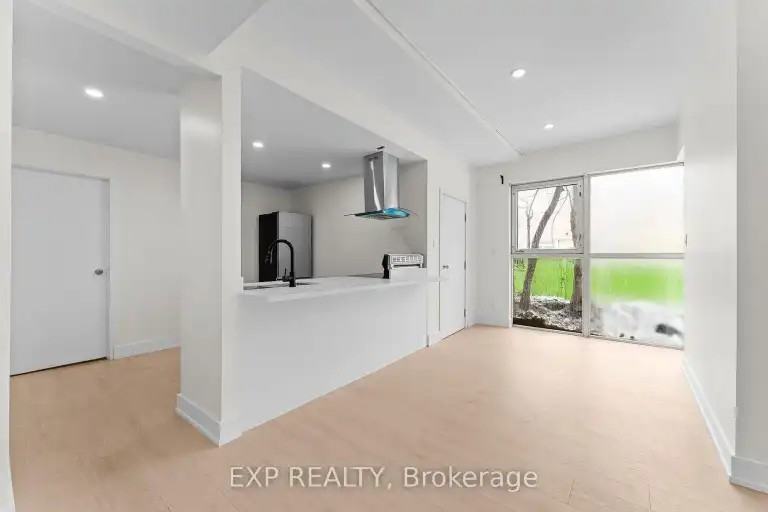 1558 Queen St E #2 - Photo 5 of 13