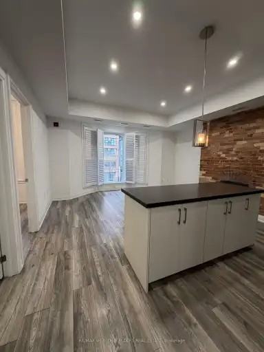 217 Jarvis St #5 - Photo 2 of 9