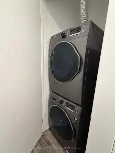 217 Jarvis St #5 - Photo 3 of 9