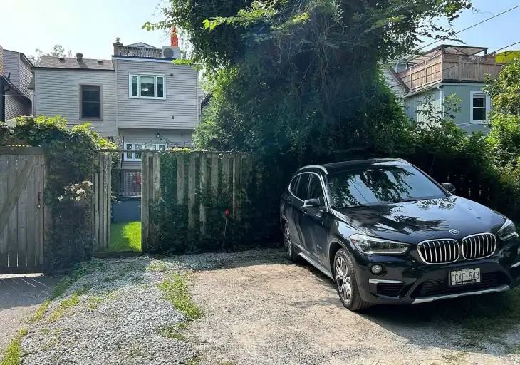 292 Withrow Ave - Photo 5 of 14