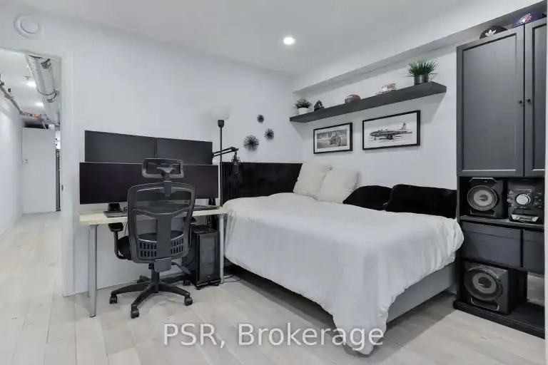 1171 Dundas St W #4 - Photo 2 of 10