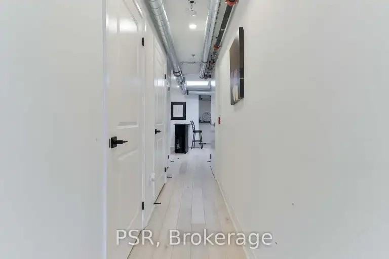 1171 Dundas St W #4 - Photo 7 of 10