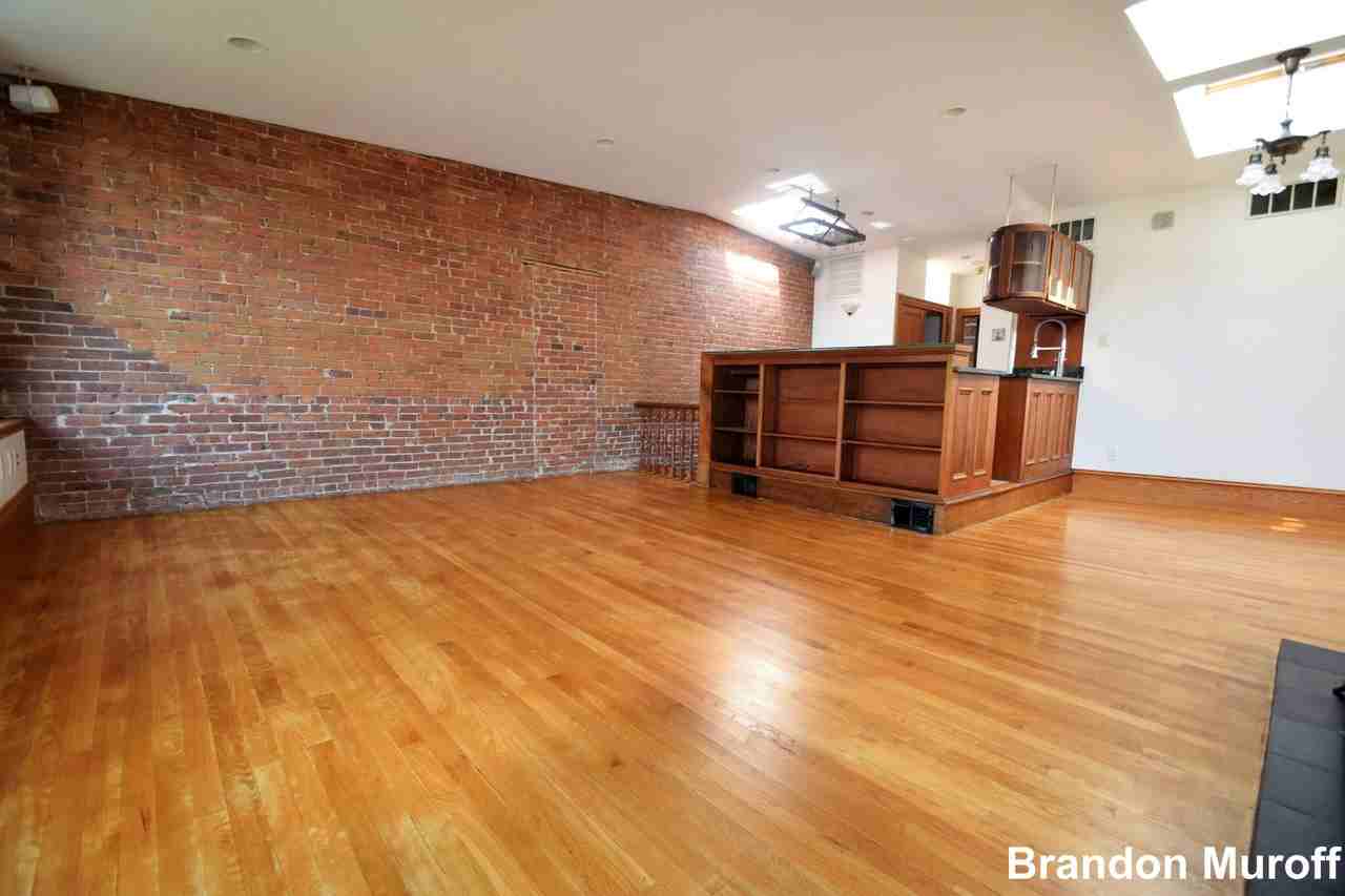 17 Holyoke St #4 - Photo 6 of 23