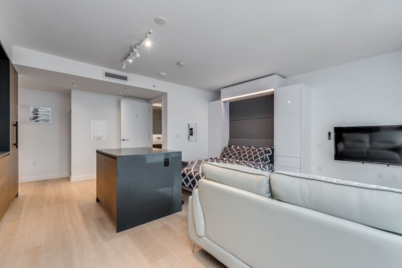 1289 Hornby Street #1503 - Photo 3 of 18