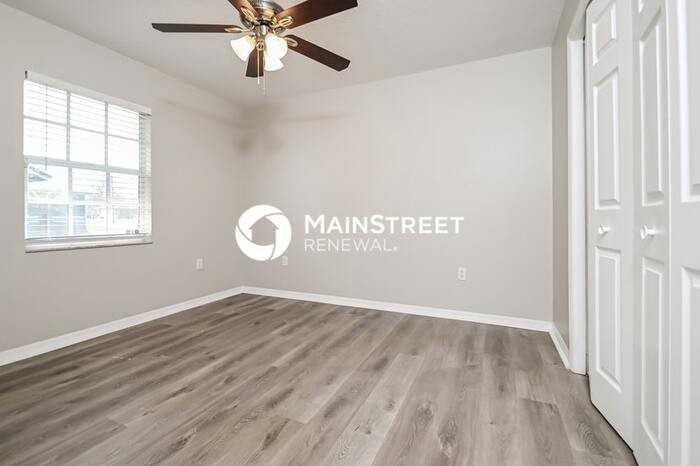 8007 Apache Ln - Photo 5 of 15