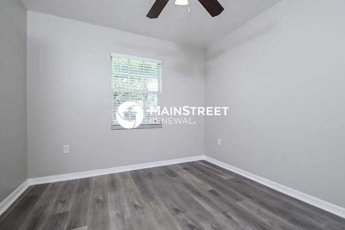 8007 Apache Ln - Photo 7 of 15