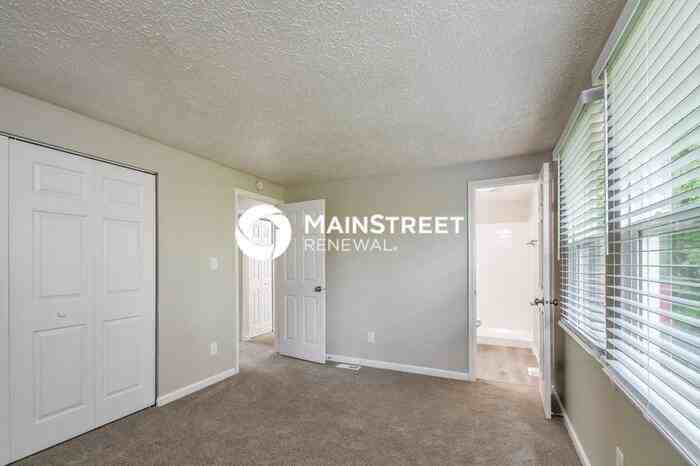 4441 Dunsany Ct - Photo 7 of 17