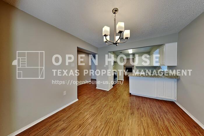 4109 Meadow Park Dr - Photo 7 of 21