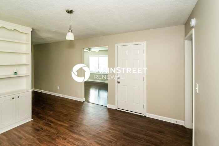 1809 Damon Cir - Photo 4 of 17