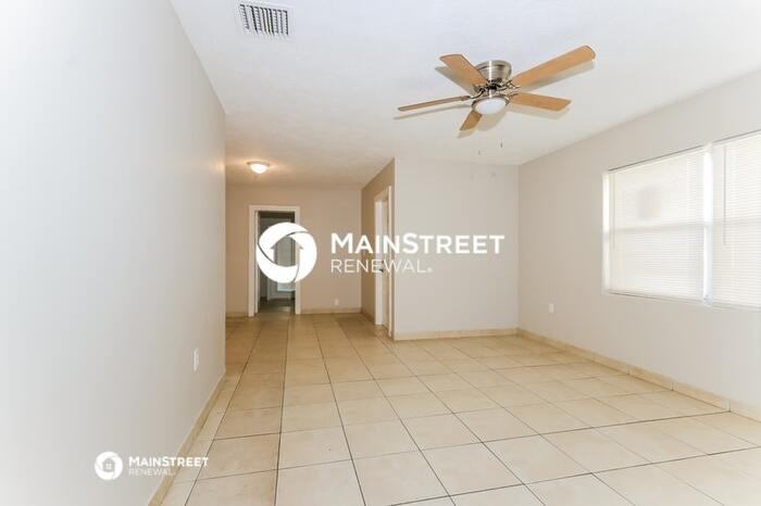 341 Ashley St - Photo 6 of 15