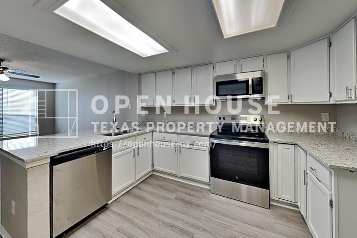 6824 Century Cir - Photo 6 of 22