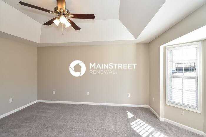 9625 Brook Haven Ct - Photo 5 of 15