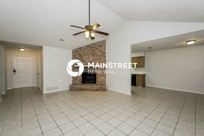 1072 Westcliff Ave - Photo 4 of 16