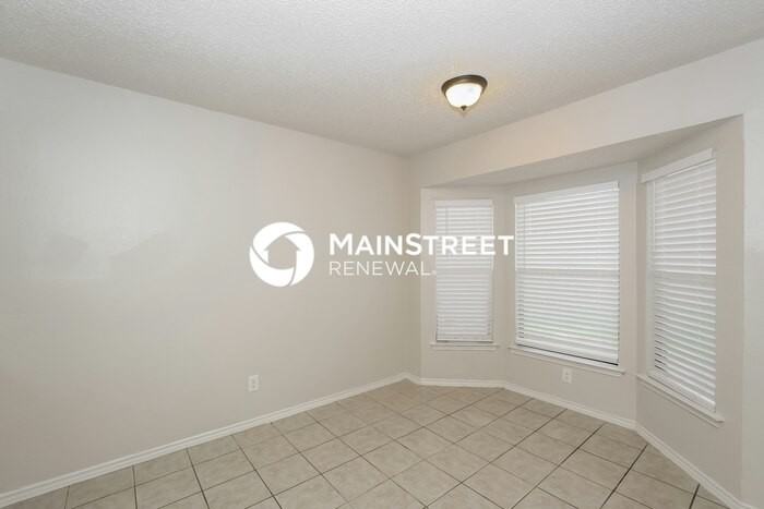 1072 Westcliff Ave - Photo 6 of 16