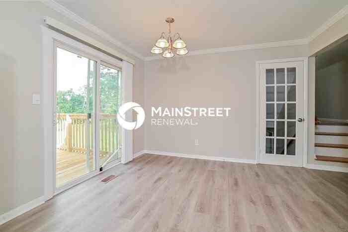 7833 Brownvue Rd - Photo 7 of 18