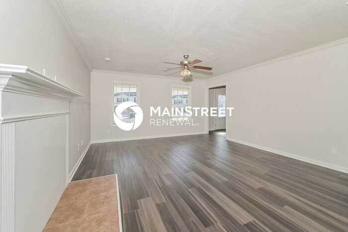 6811 Highbank Ln - Photo 5 of 17