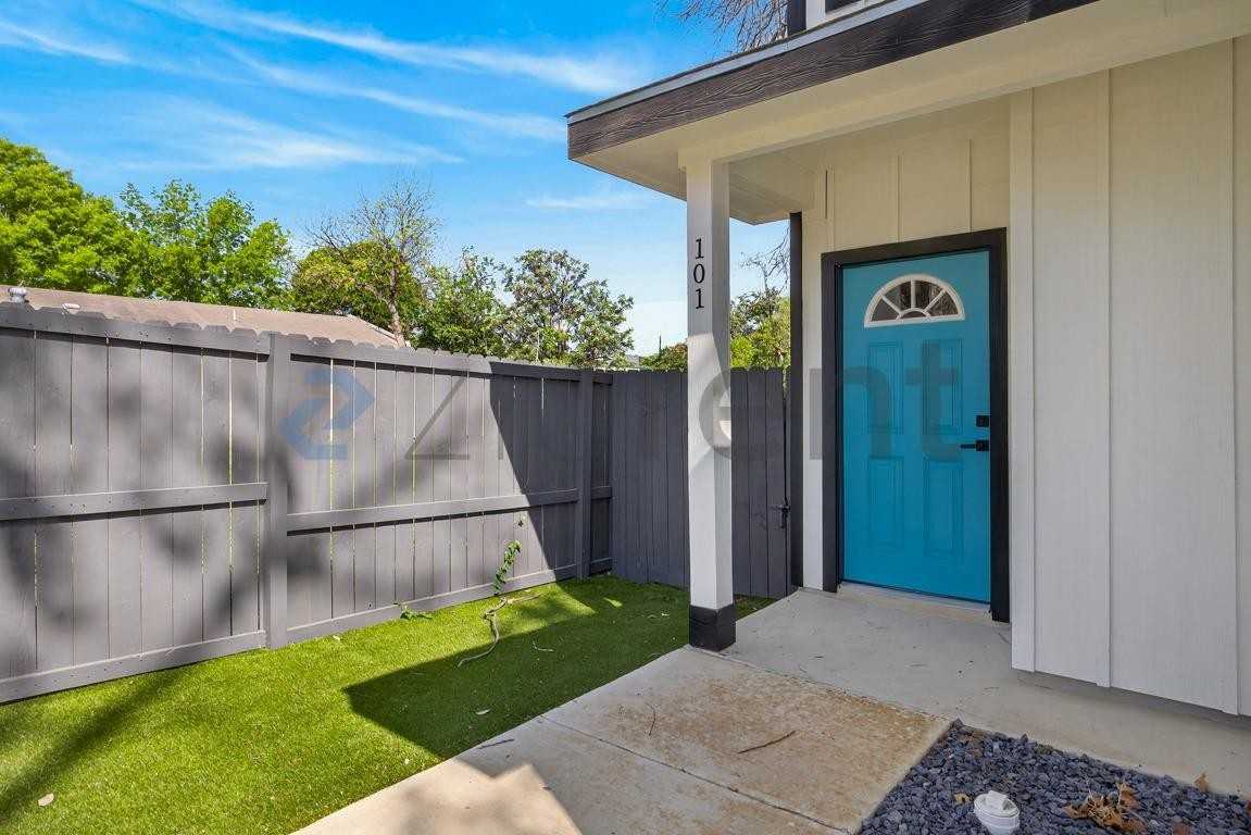 113 Anderson Ave #101 - Photo 7 of 32