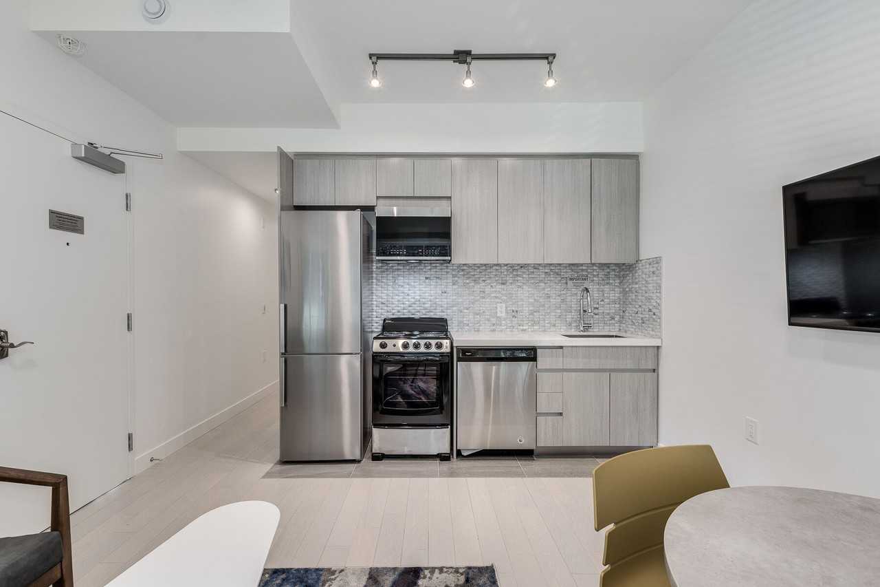 1431 Haro Street #101 - Photo 5 of 24