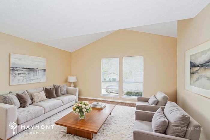 225 Bayberry Rd - Photo 6 of 14