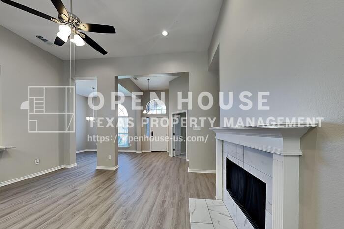 3908 Segundo Ln - Photo 4 of 20